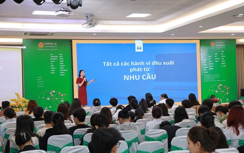 Khoảnh khắc thú vị tại hội thảo Sáng tạo nội dung và trải nghiệm người dùng mạng xã hội